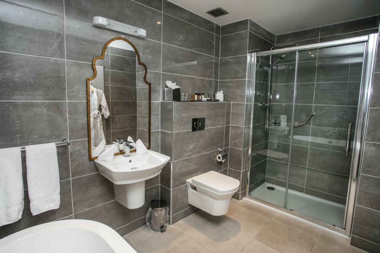 Longcourt House Hotel نيوكاسل ويست المظهر الخارجي الصورة